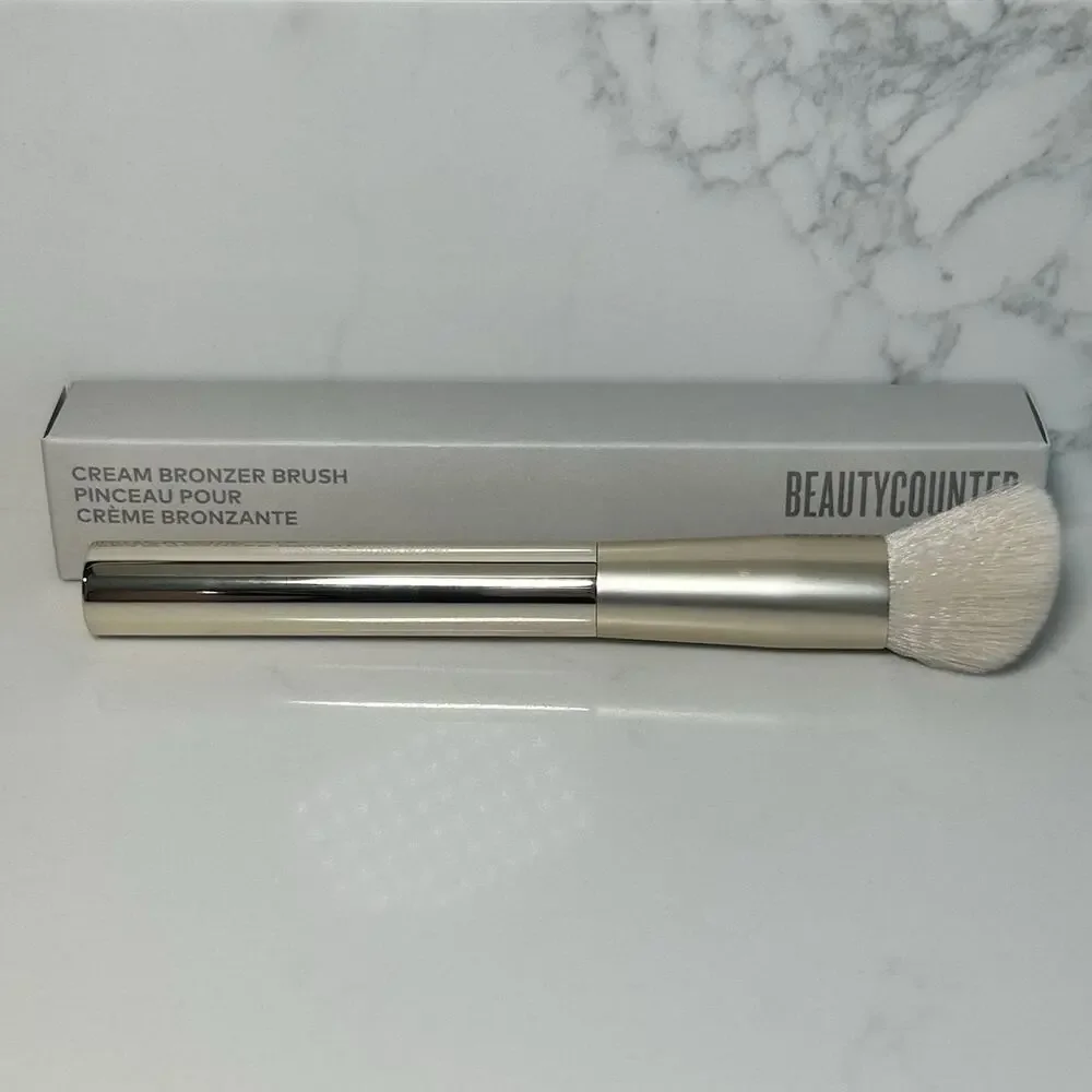 Beautycounter Cream Bronzer Brush New in Box